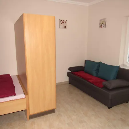 Bella Studio Apartment